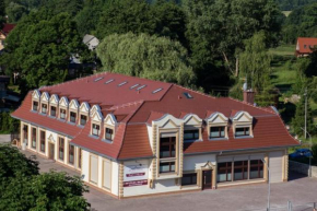 Dworek w Płoni in Binowo
